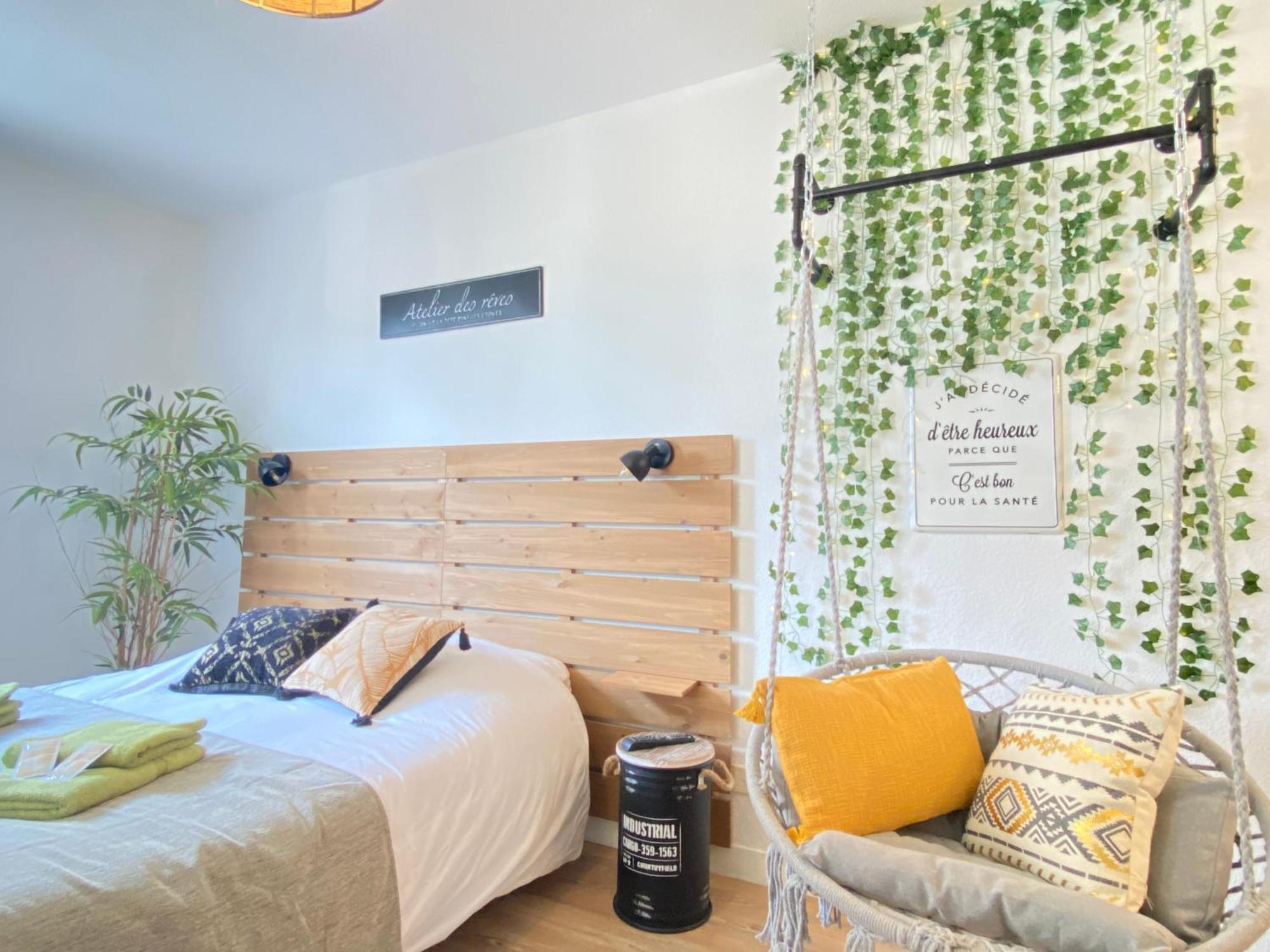 L Escapade Lourdaise Balcon Parking Wifi ville Lourdes Extérieur photo